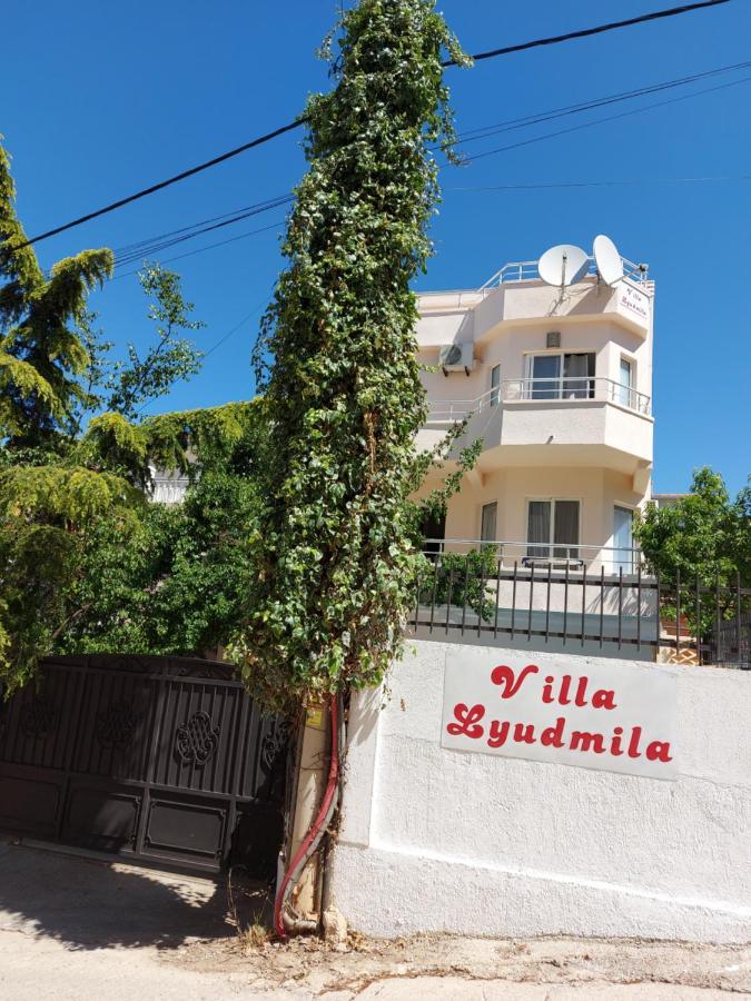 Villa Lyudmila Utjeha Esterno foto
