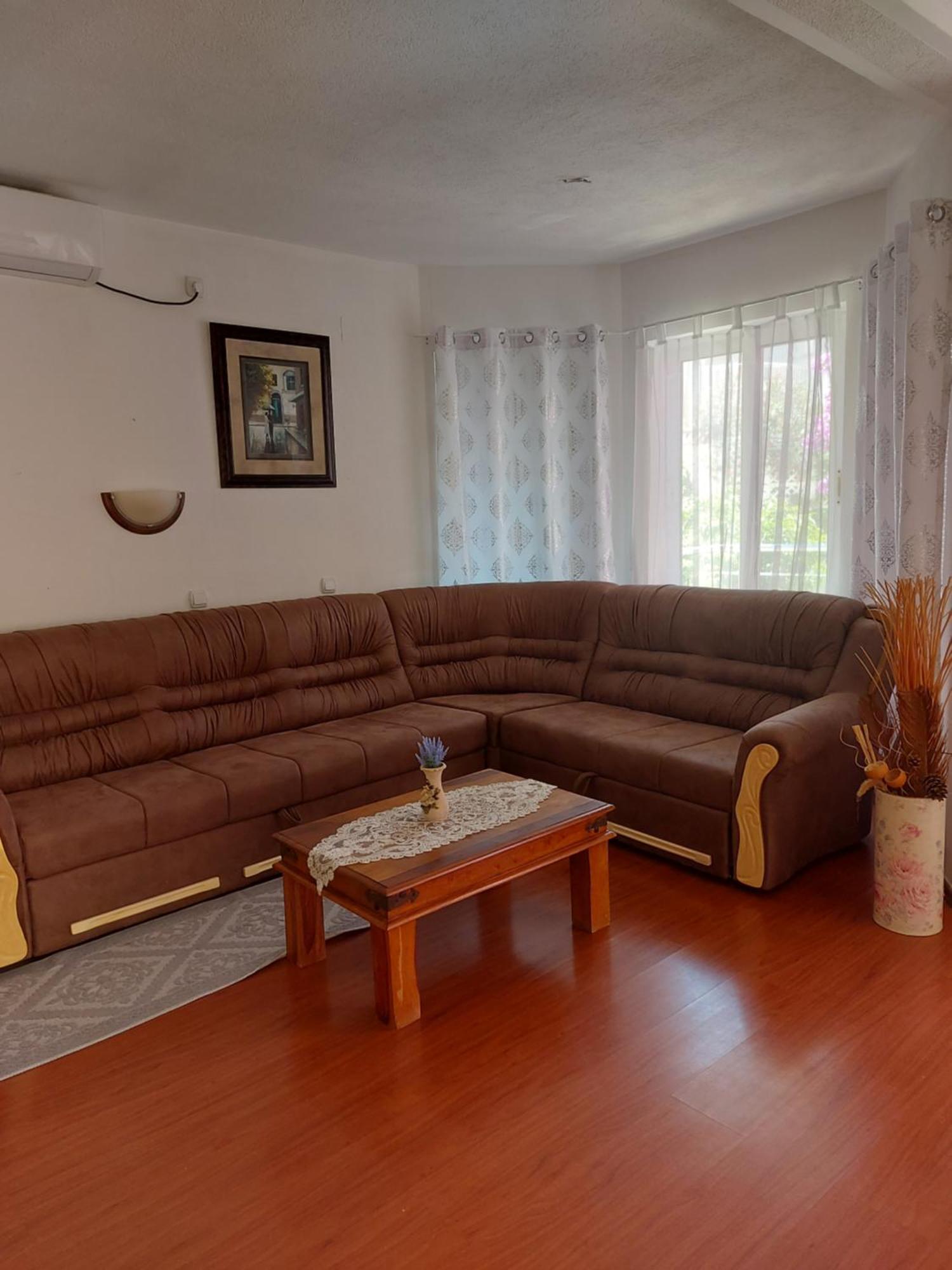Villa Lyudmila Utjeha Esterno foto